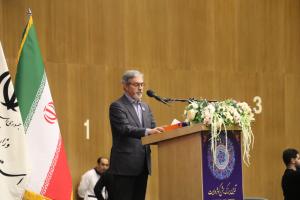 مشاور عالی وزیر بهداشت: چالش‌های سلامت و نقش خیران در اصفهان